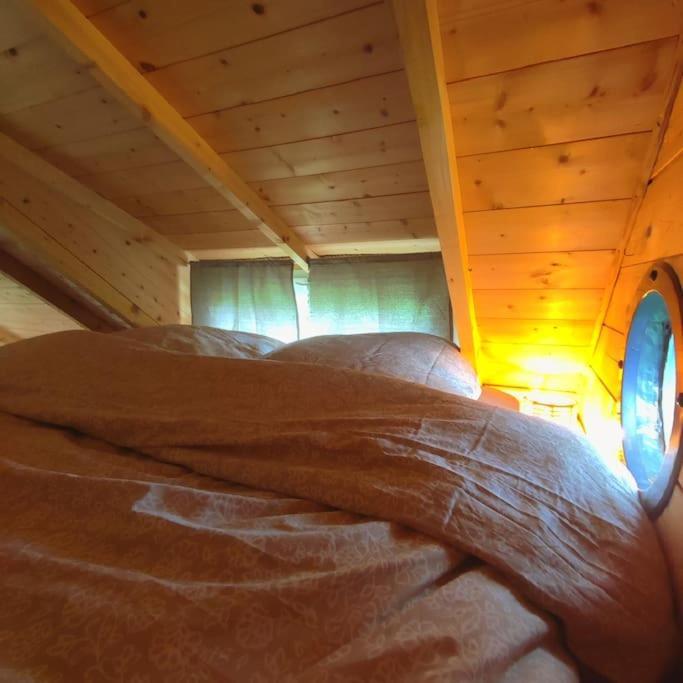 Nuit Insolite En Tiny House Questembert Exterior foto
